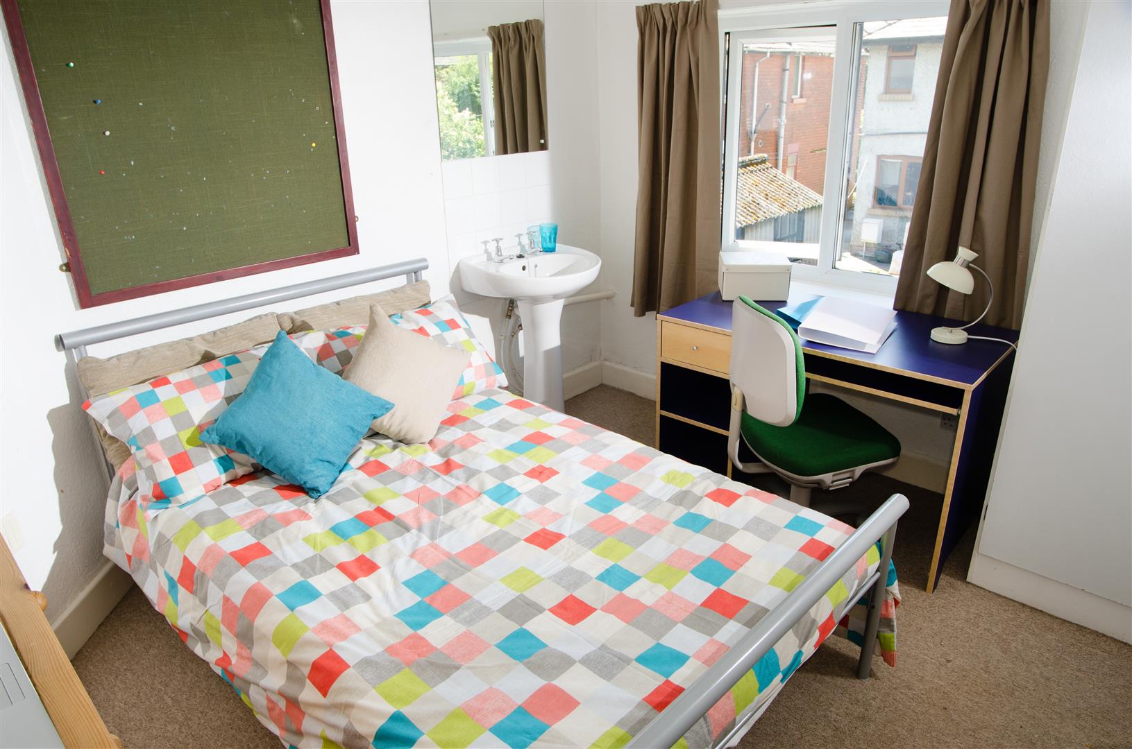 16 Kenilworth Place, Lancaster, LA1 4HE